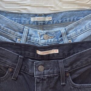 Set of 2 Light Wash and Black Levi's 94 Baggy Jeans